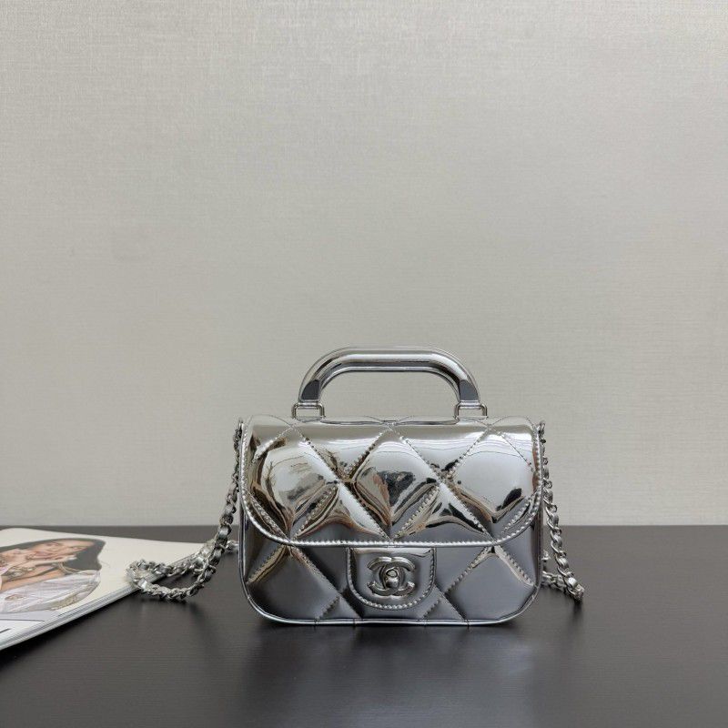 CHANEL | Metallic Mirror Calfskin Large Top Handle Clutch With Chain