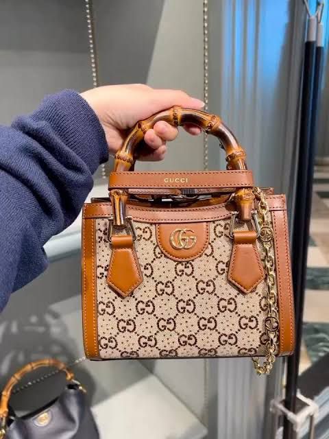 Gucci Diana crystals small tote bag