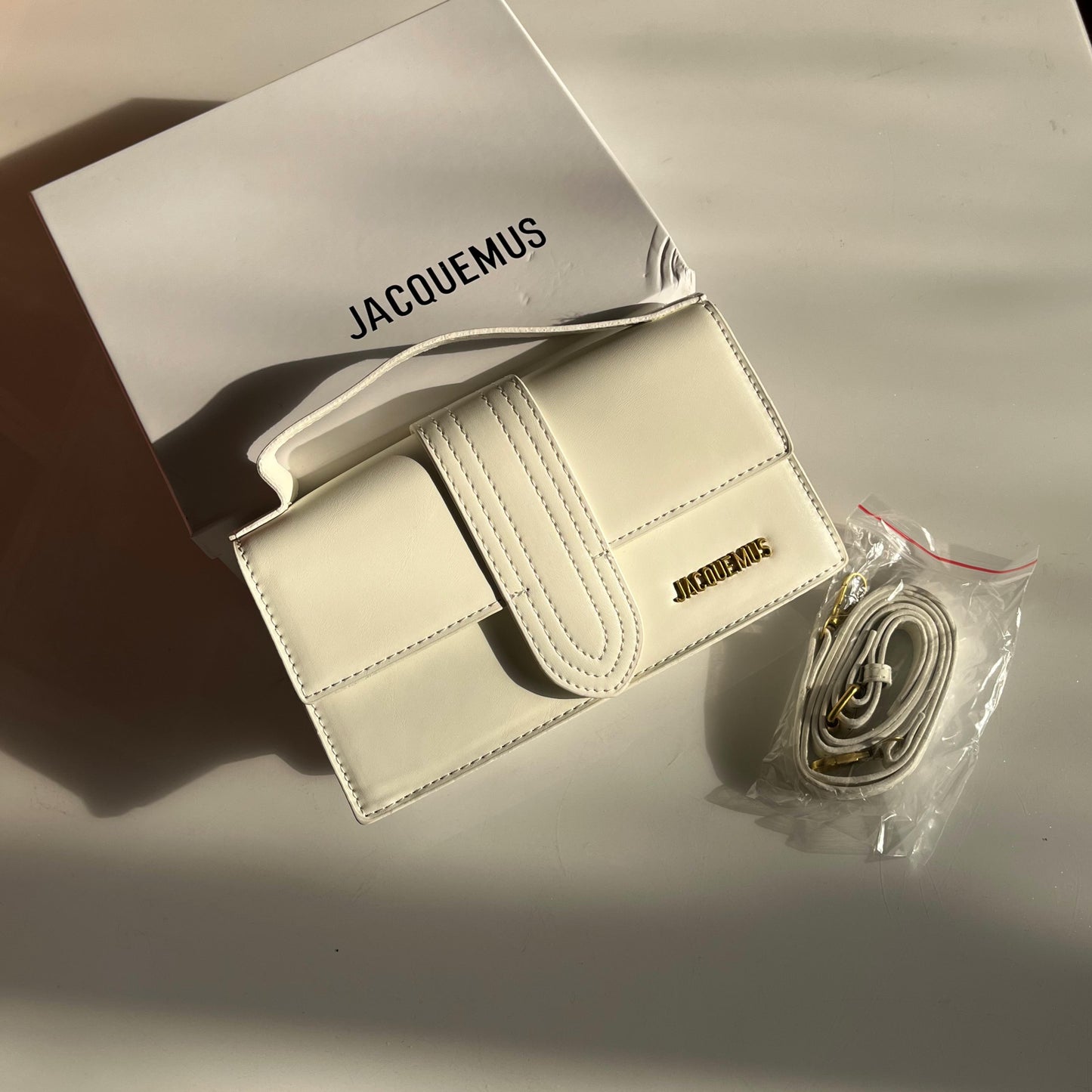 JACQUEMUS Le Grand Bambino Smooth Leather Handbag