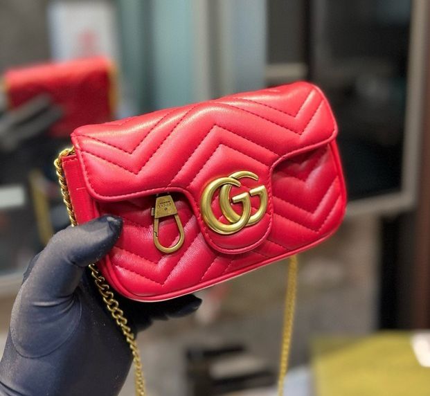 Gucci GG Marmont Super Mini shoulder bag