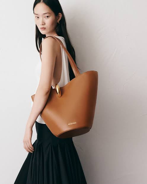 JACQUEMUS Bambola Shoulder Bag