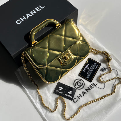 CHANEL | Metallic Mirror Calfskin Large Top Handle Clutch With Chain